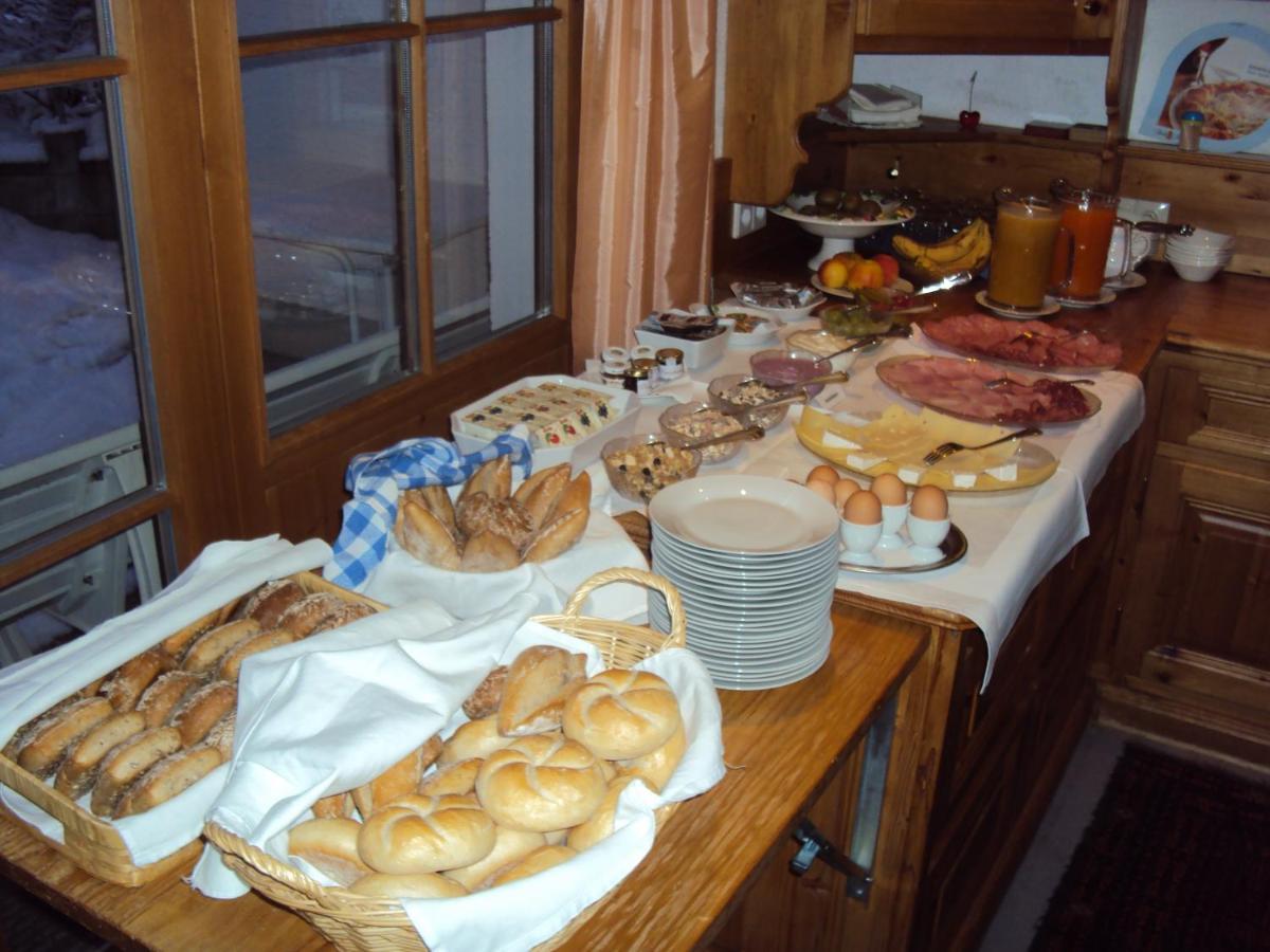 Pension Sursilva Gargellen Zimmer foto